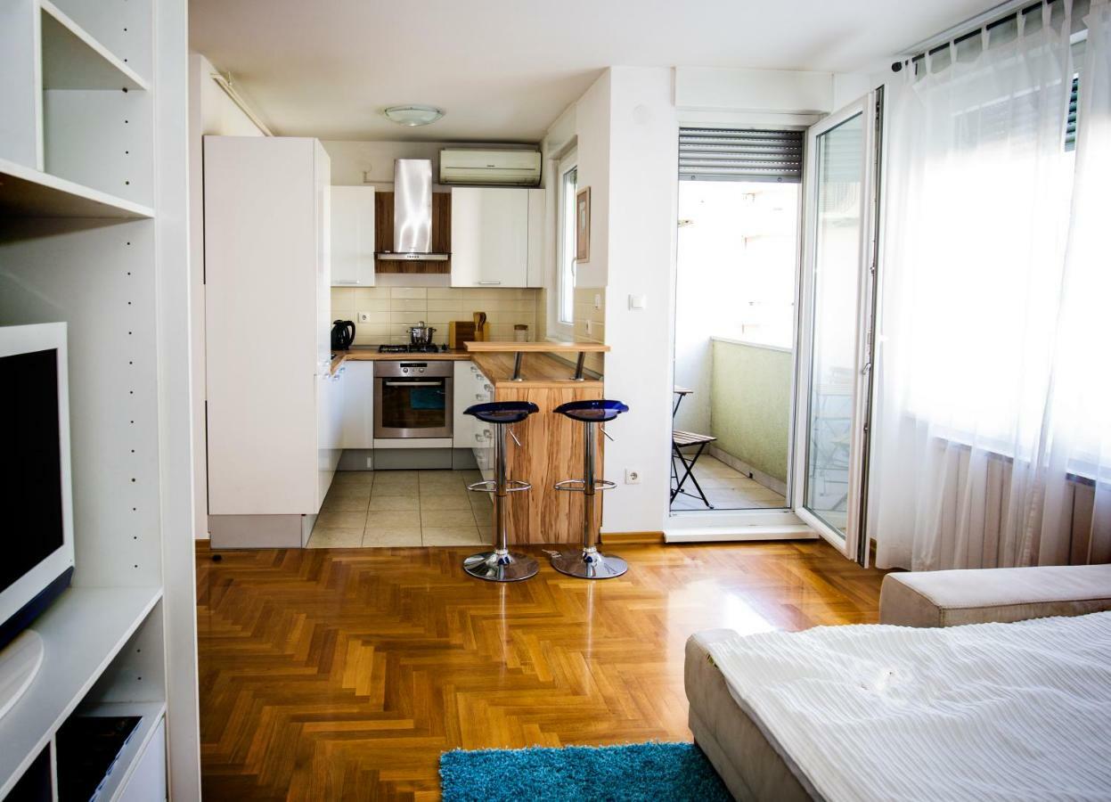 Apartment Luka Zagreb Exterior photo